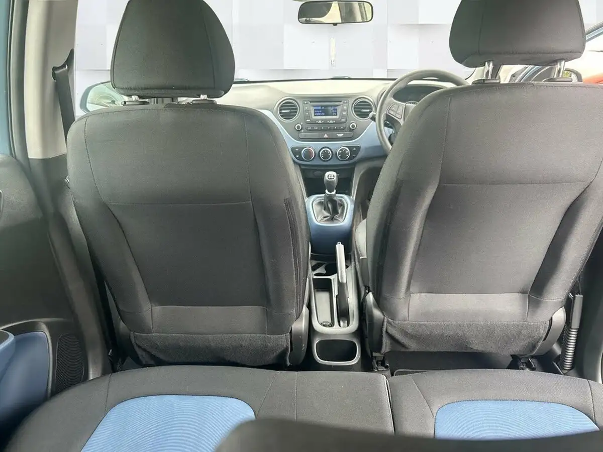 2016-hyundai-i10-12-se-big-11