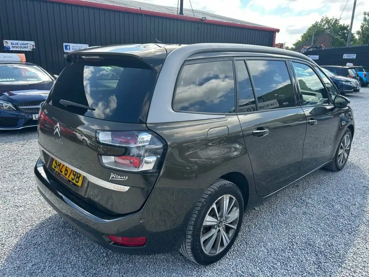 2014-citroen-grand-c4-picasso-16e-hdi-exclusive-big-8