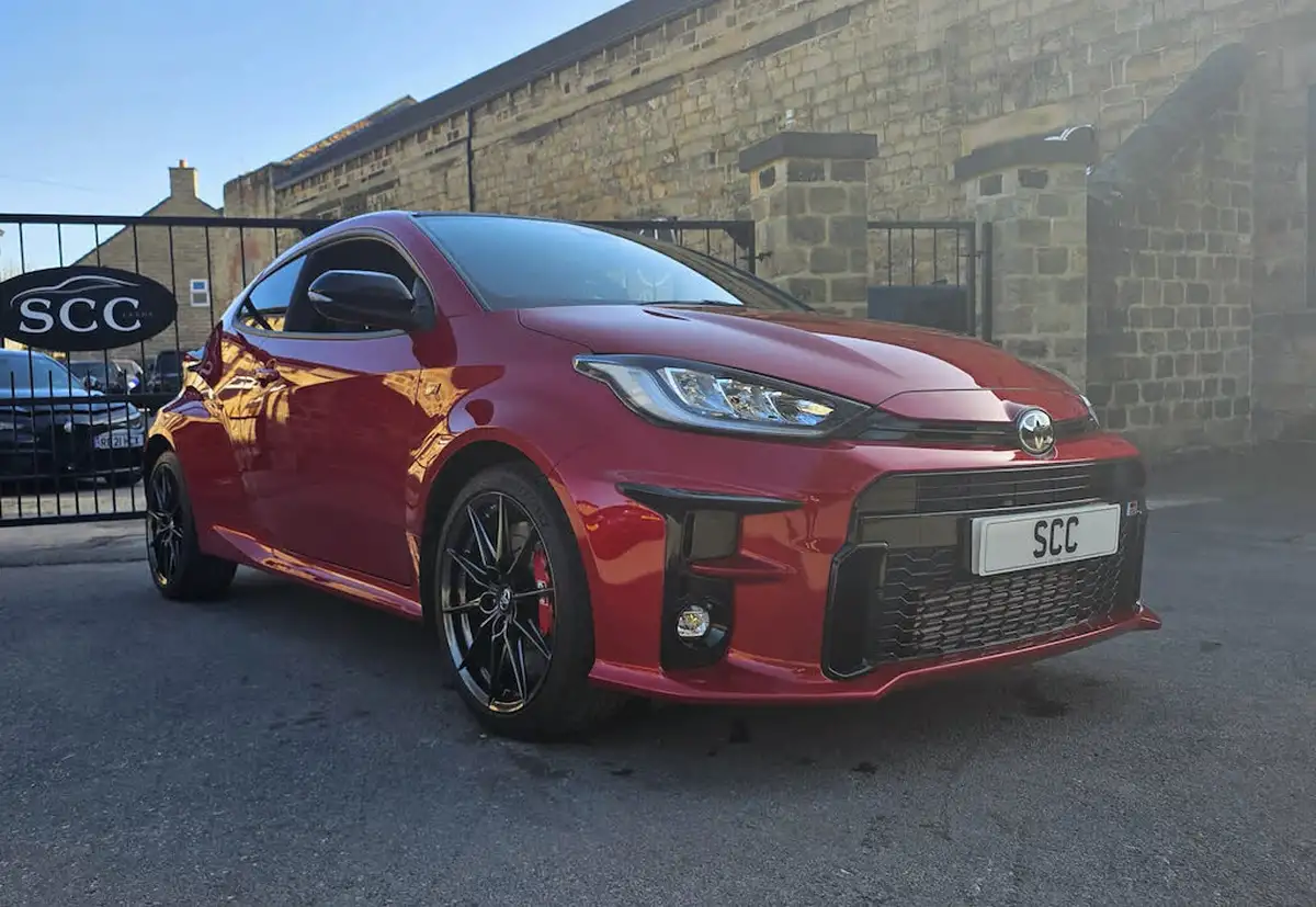 2021-toyota-yaris-16-gr-circuit-pack-big-0