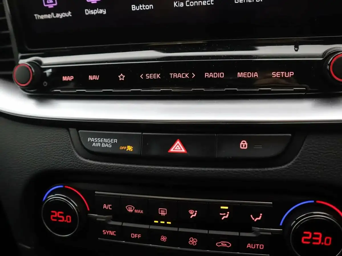 2023-kia-xceed-15-t-gdi-gt-line-158bhp-big-28