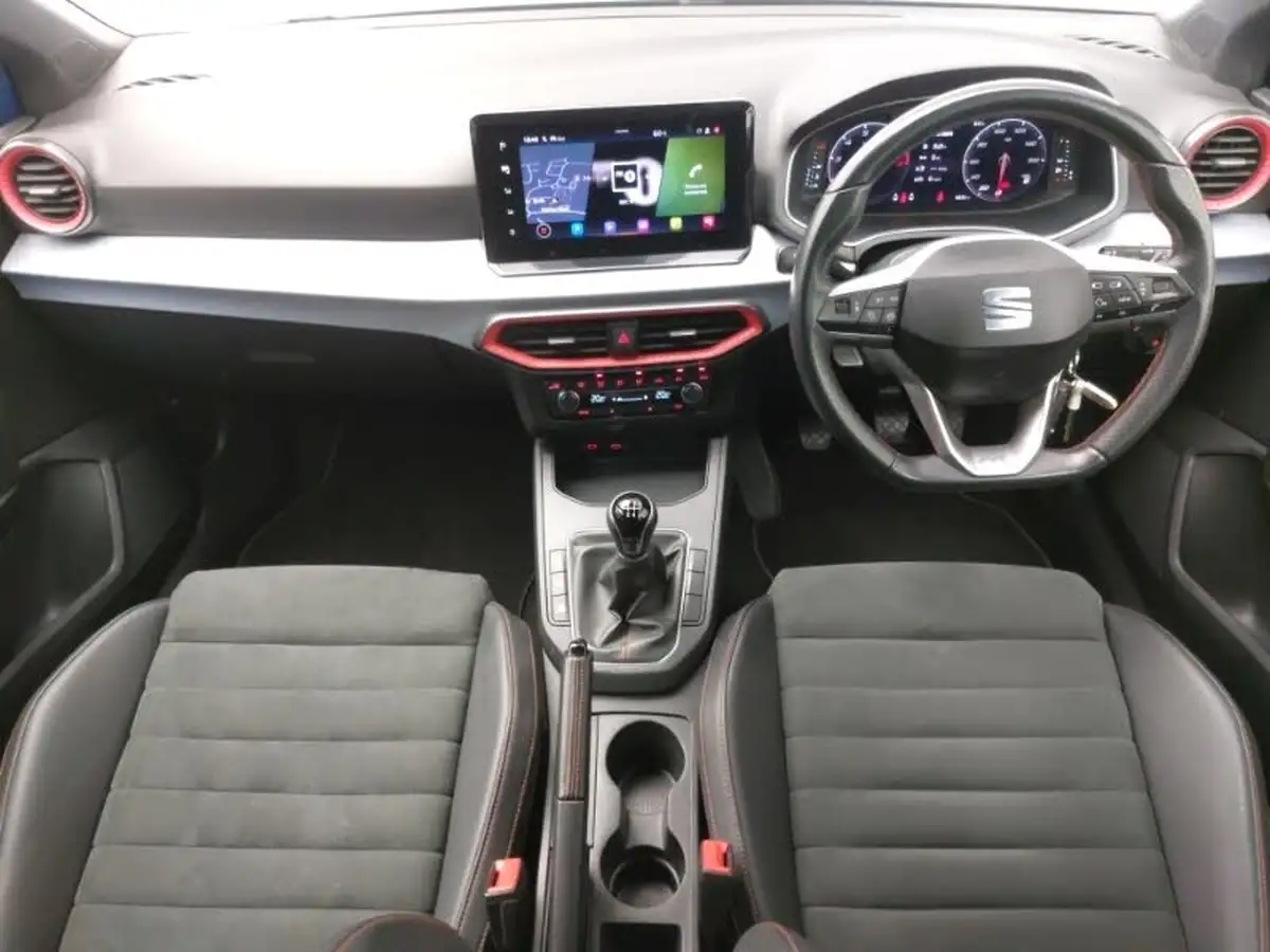 2022-seat-ibiza-10-tsi-fr-sport-110ps-big-2