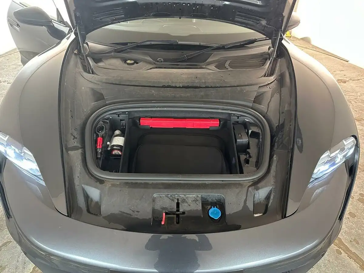 2021-porsche-taycan-e-base-476ps-performance-battery-plus-big-56