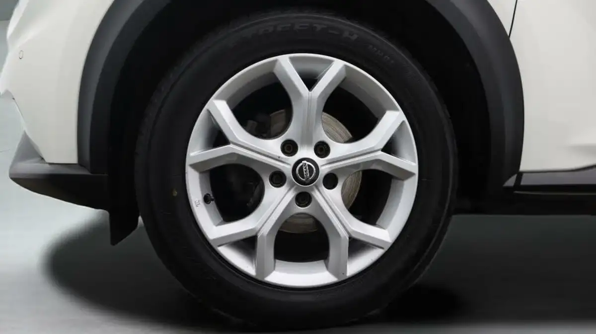 2022-nissan-juke-10-dig-t-n-connecta-big-18