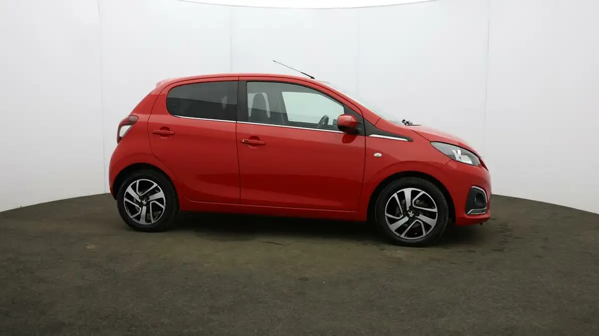 2017-peugeot-108-12-puretech-allure-hatchback-5d-big-50