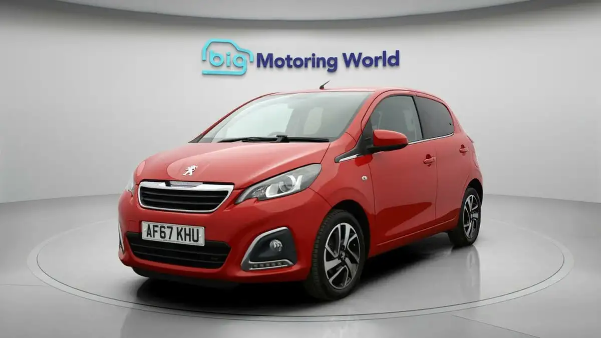 2017-peugeot-108-12-puretech-allure-hatchback-5d-big-2