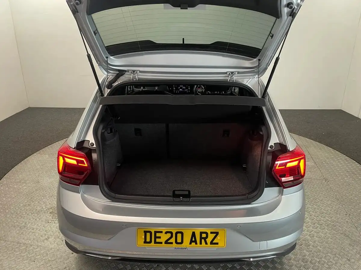 2020-volkswagen-polo-10-tsi-r-line-115ps-dsg-big-35