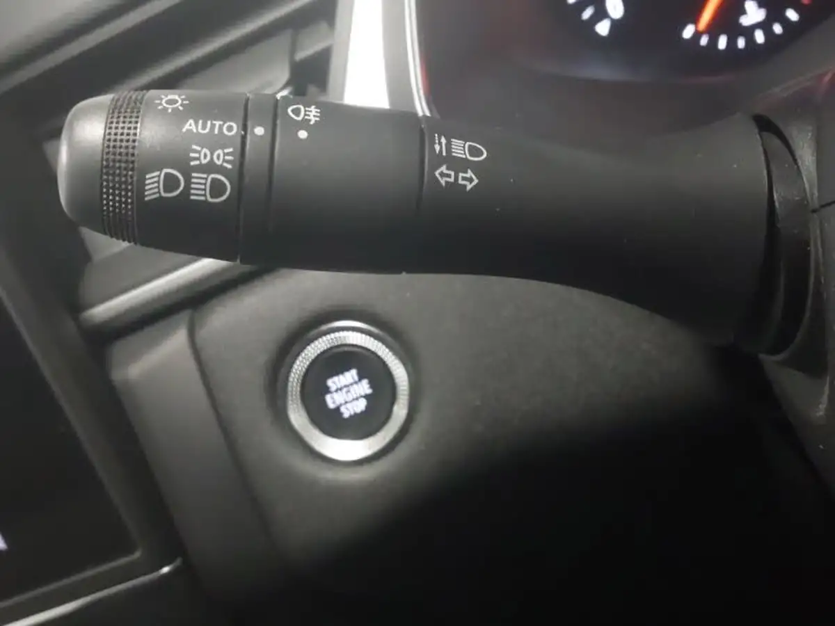 2022-renault-captur-10-tce-iconic-edition-big-13