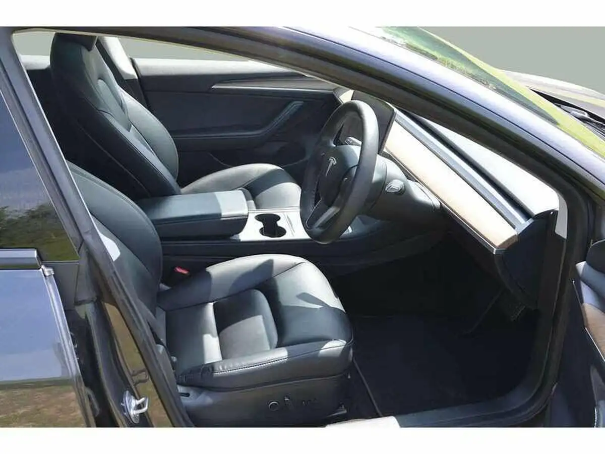 2021-tesla-model-3-e-long-range-4x4-big-16