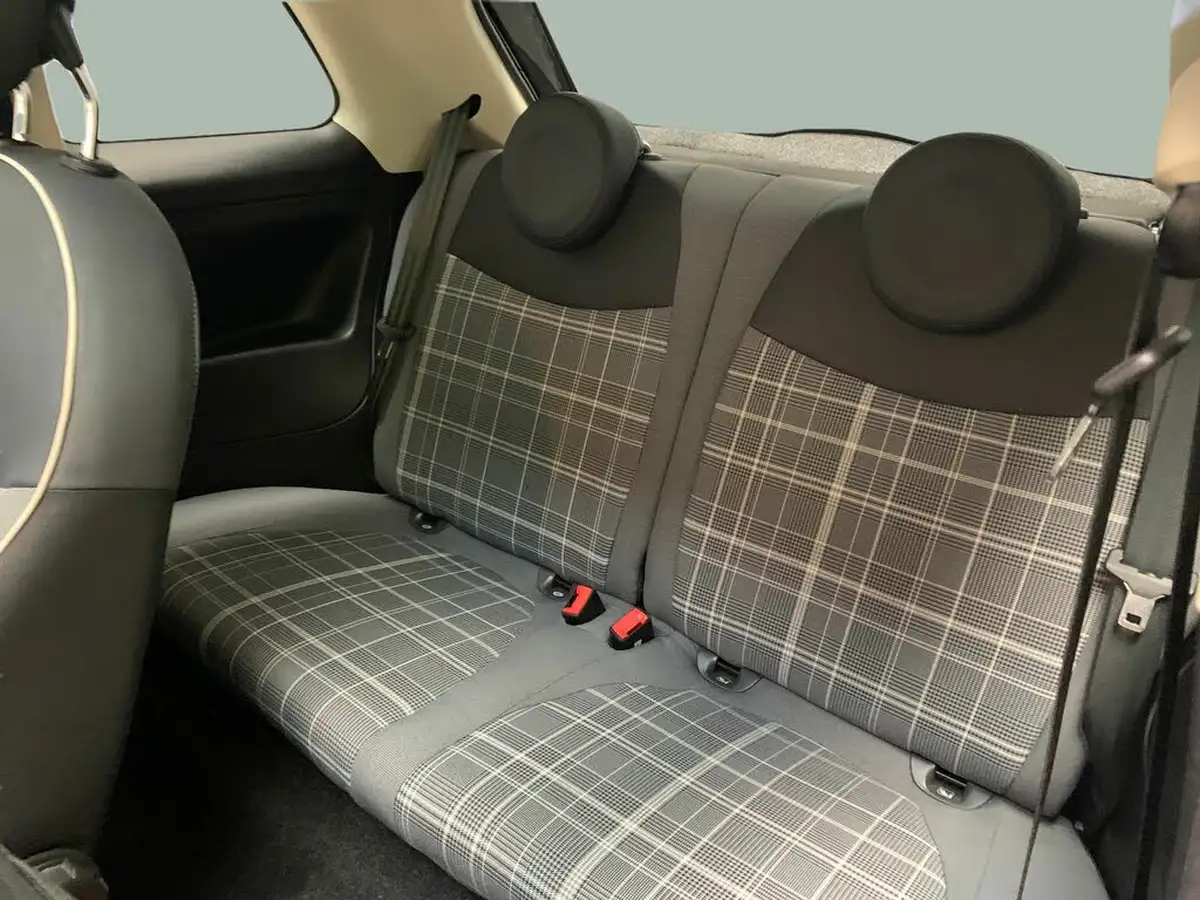 2019-fiat-500-12-lounge-ss-big-30