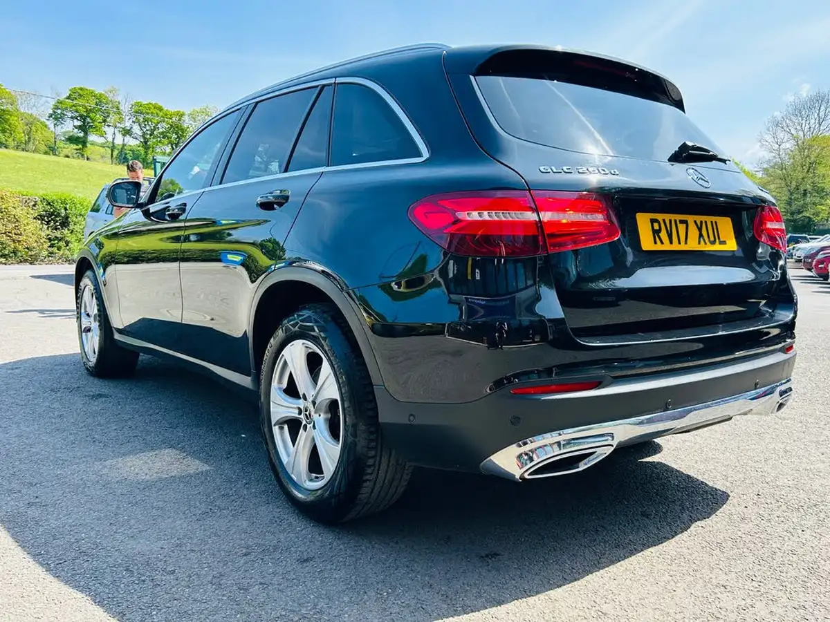 2017-mercedes-benz-glc-class-21d-glc250d-sport-ss-station-wagon-5d-big-6