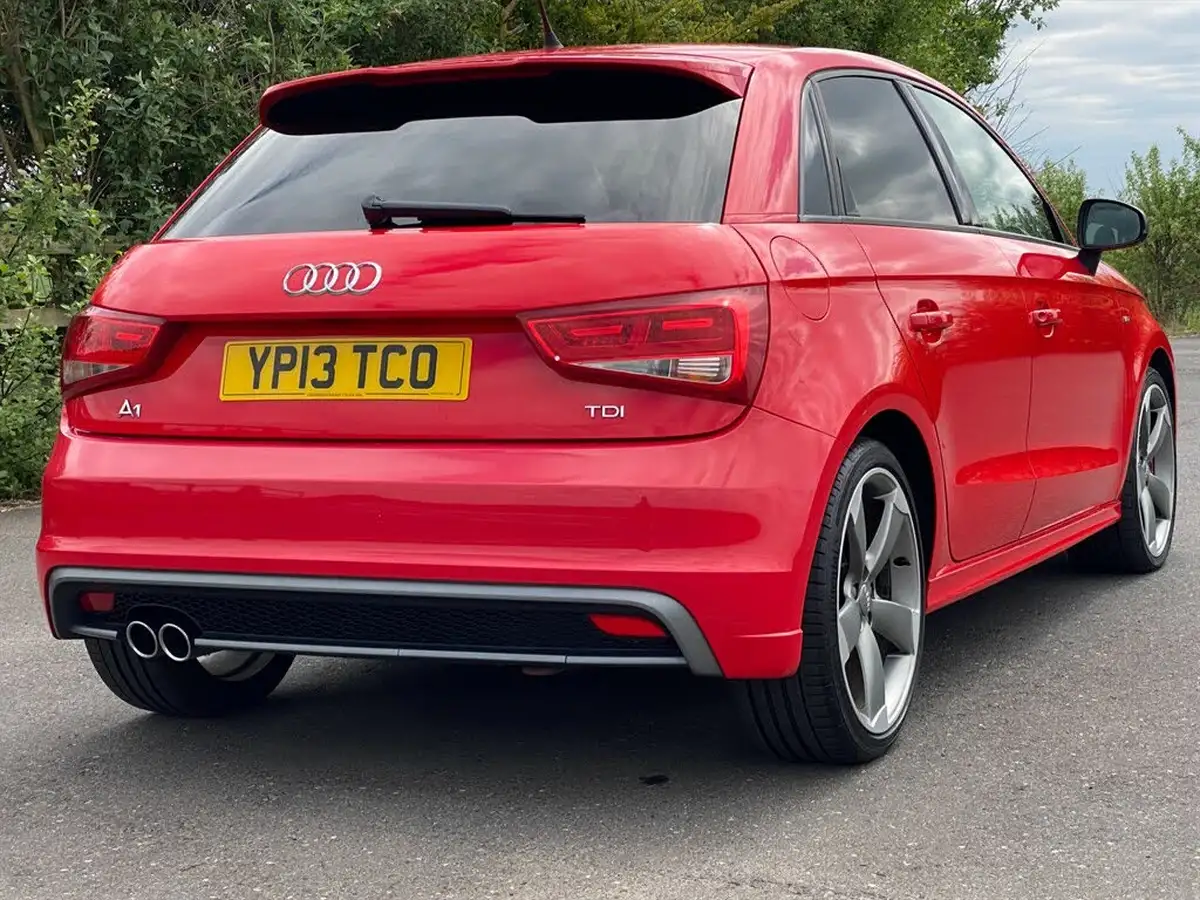 2013-audi-a1-20td-black-edition-sportback-5d-big-12