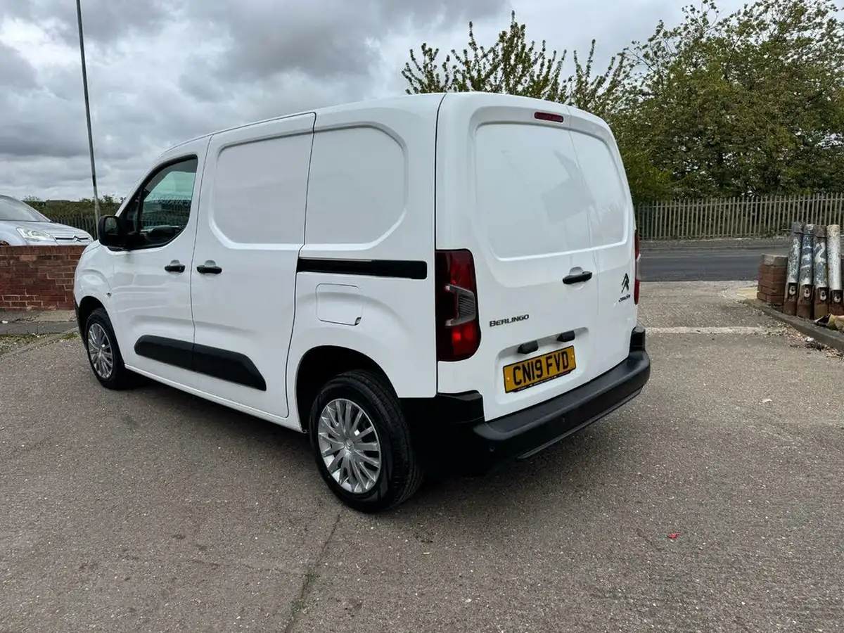 2019-citroen-berlingo-16bluehdi-650-enterprise-big-3