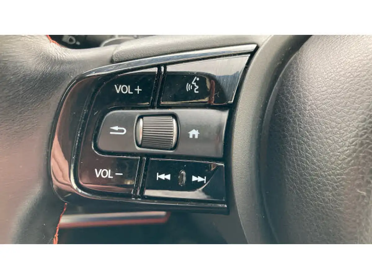2022-honda-hr-v-15-i-mmd-advance-style-big-18
