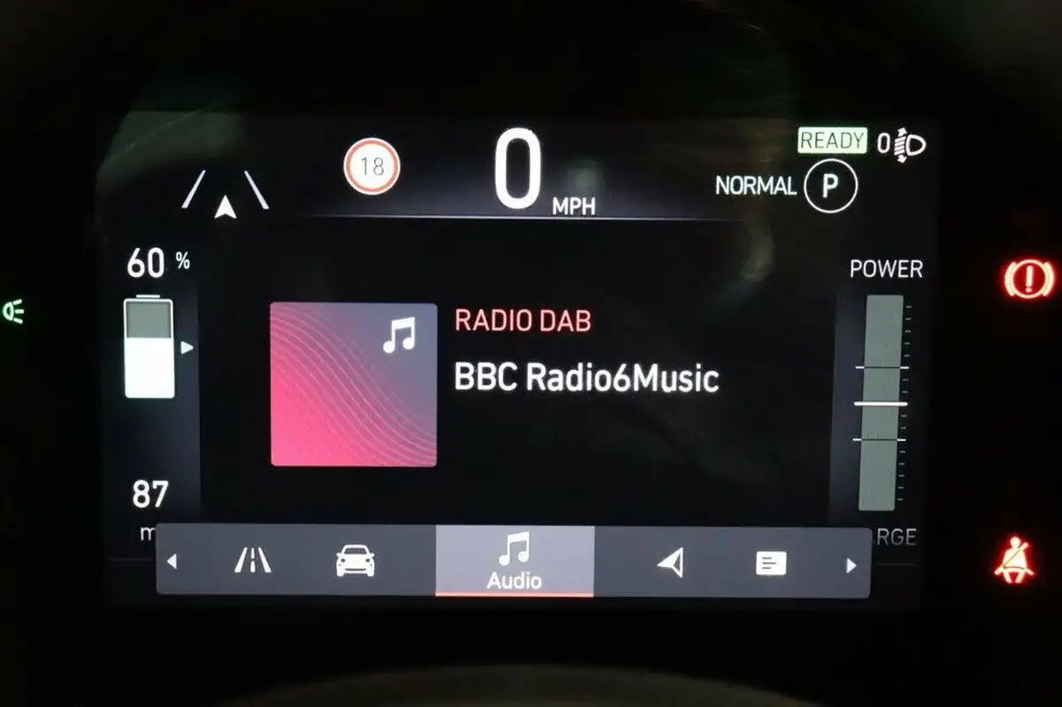 2021-fiat-500-e-la-prima-big-30