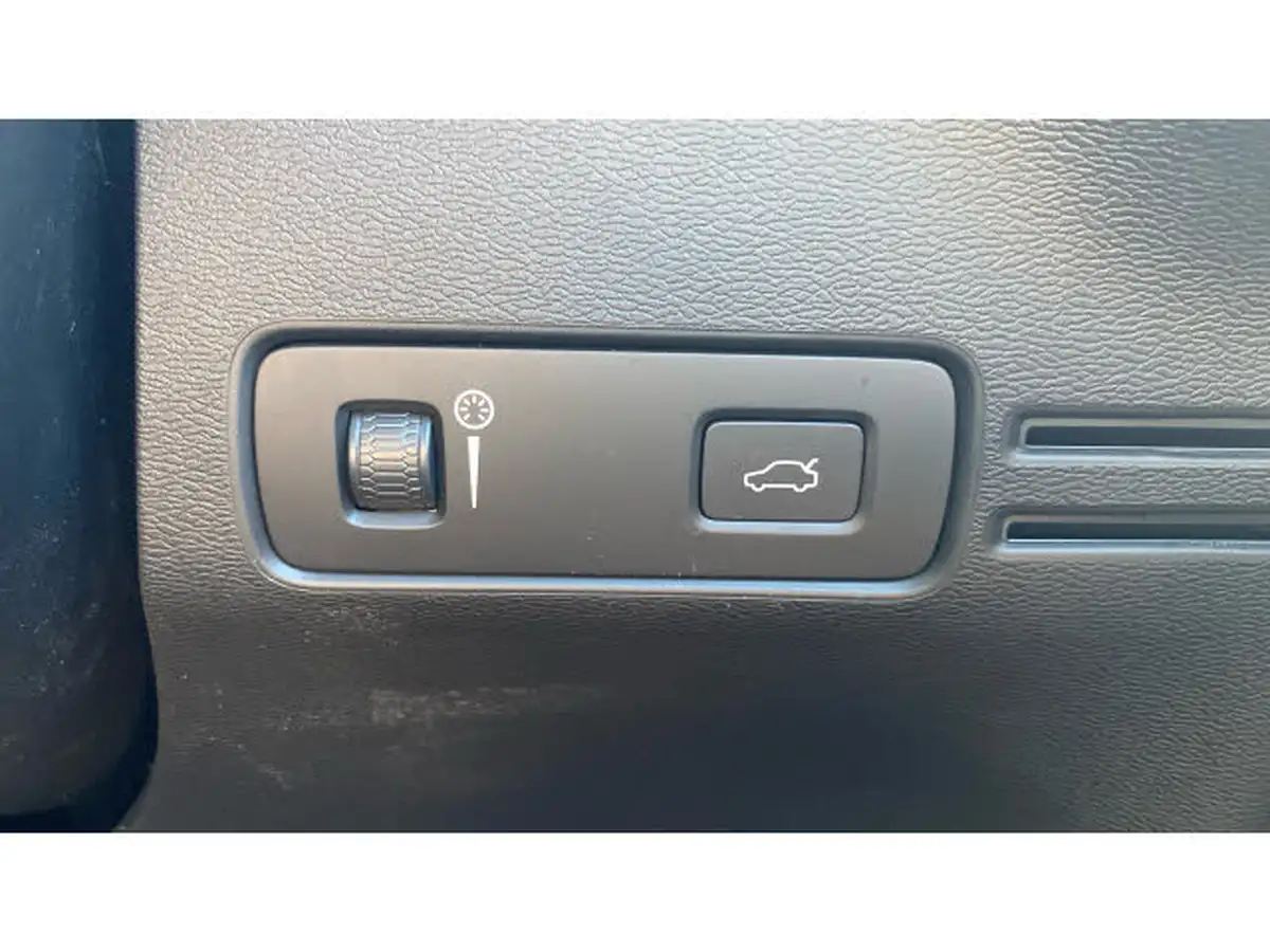 2021-volvo-xc40-20-b4-r-design-pro-194bhp-auto-big-34