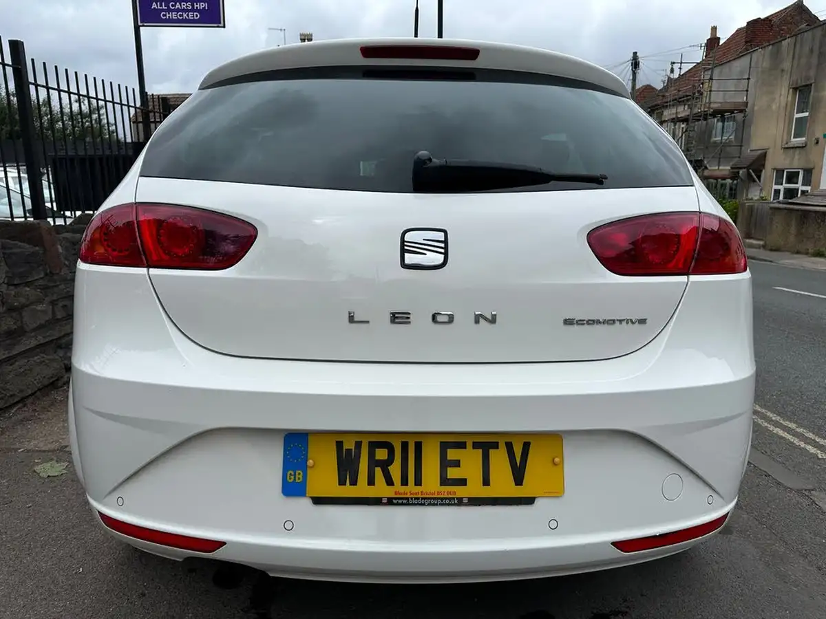 2011-seat-leon-12-se-copa-big-3