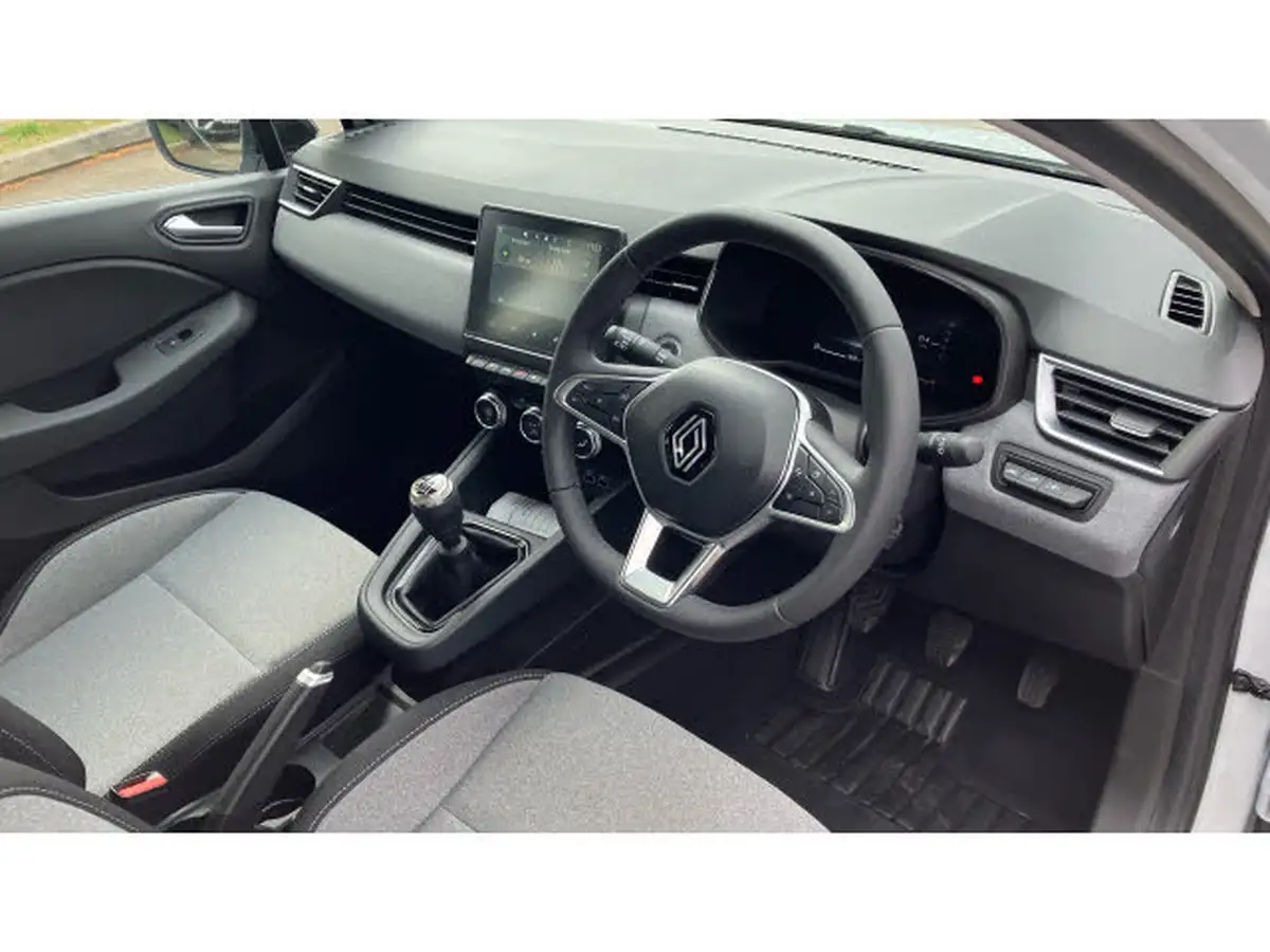 2024-renault-clio-10-tce-evolution-big-8