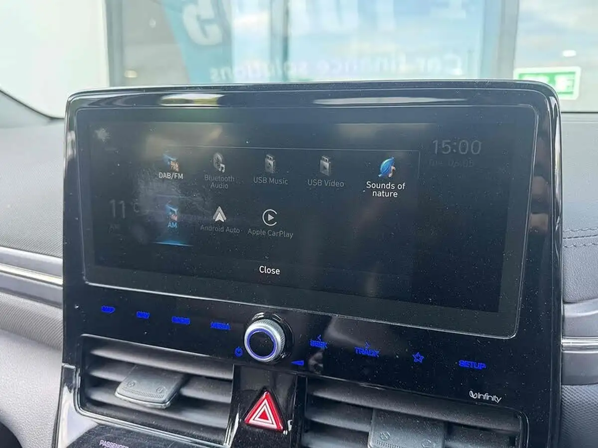 2020-hyundai-ioniq-e-premium-se-electric-100kw-big-41