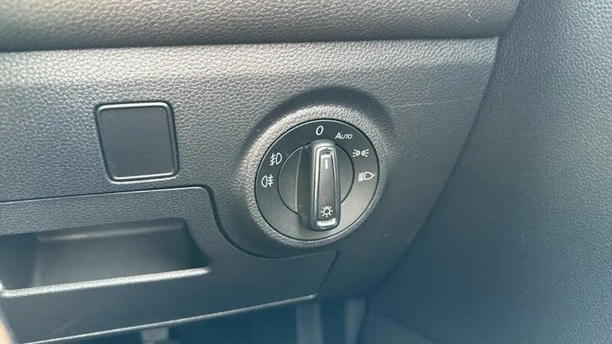 2019-seat-arona-10-tsi-fr-sport-ss-big-14