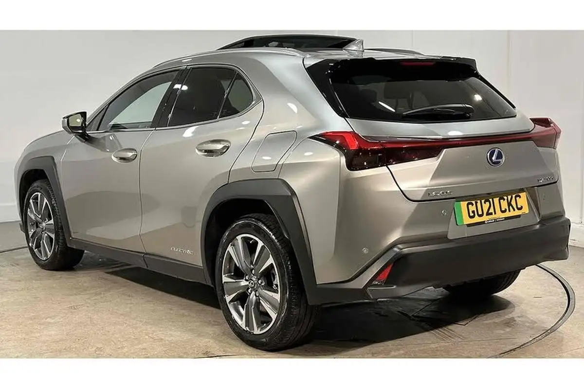 2021-lexus-ux-300e-e-ux-big-5