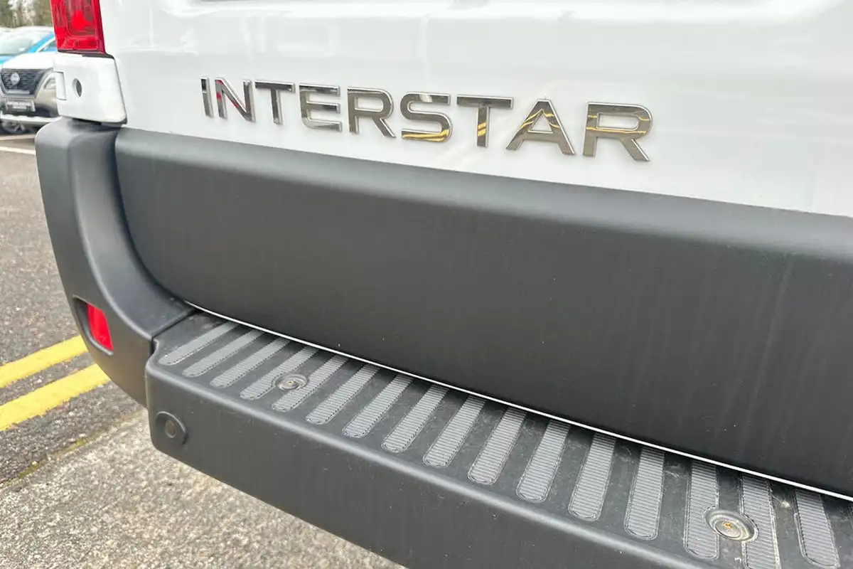 2024-nissan-interstar-23dci-f35-l2h2-acenta-150pseu6d-big-44
