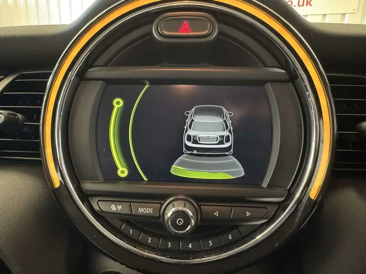 2017-mini-cooper-20-cooper-s-ss-hatchback-5d-sport-auto-big-28