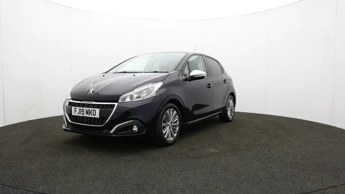 2019-peugeot-208-12-puretech-signature-big-59
