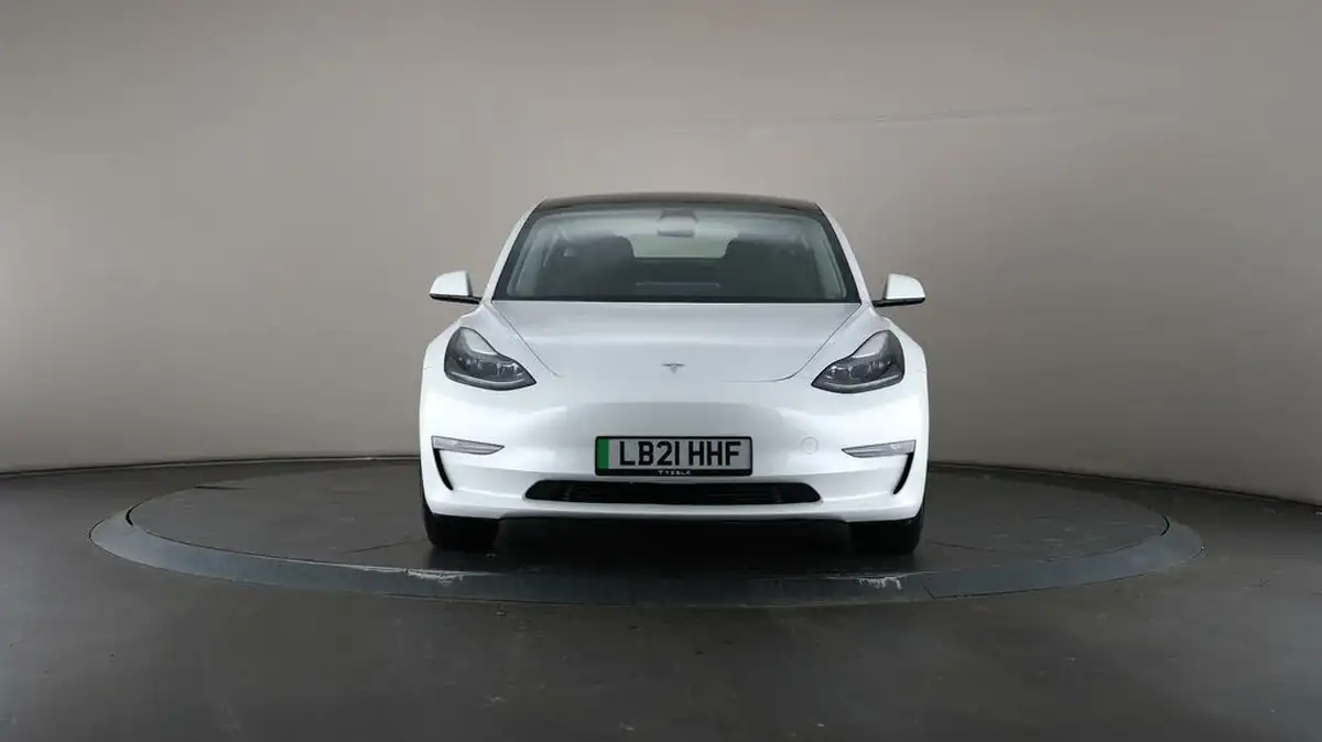 2021-tesla-model-3-e-long-range-4x4-big-48