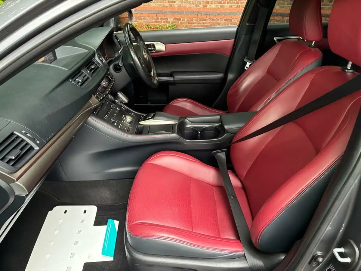 2014-lexus-ct-200h-18-f-sport-big-25