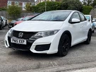 2015-honda-civic-18-s-1-cd-hatchback-small-3