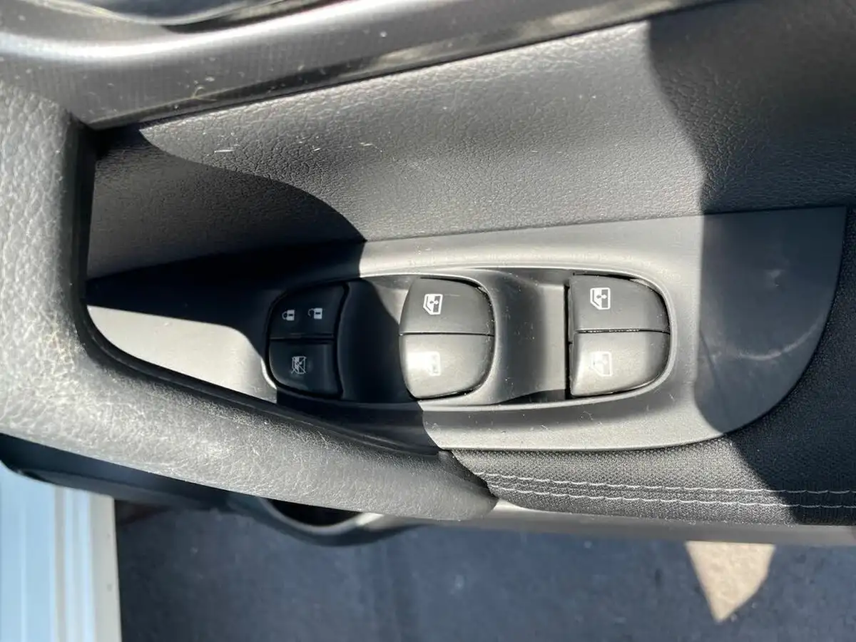 2017-nissan-qashqai-15dci-n-connecta-big-19
