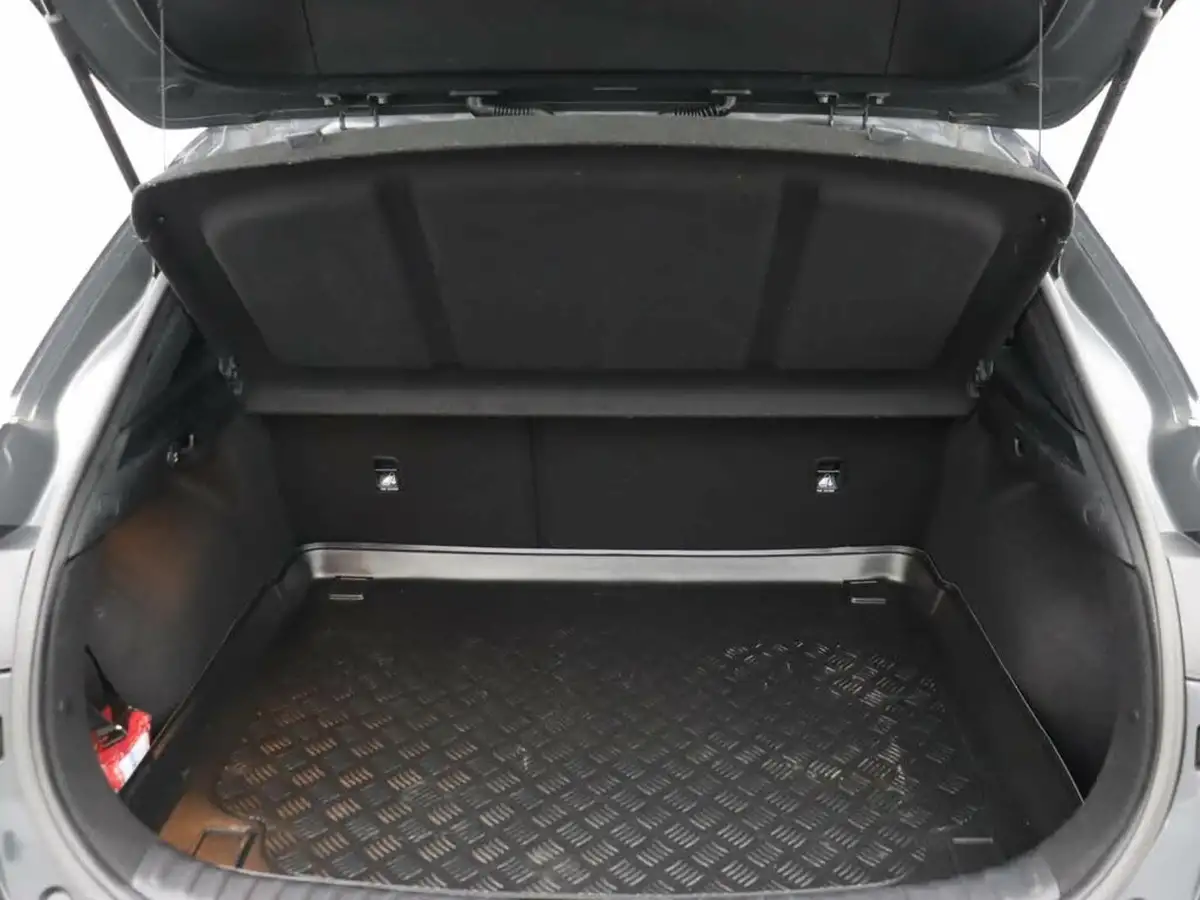 2021-kia-xceed-15-t-gdi-3-big-14