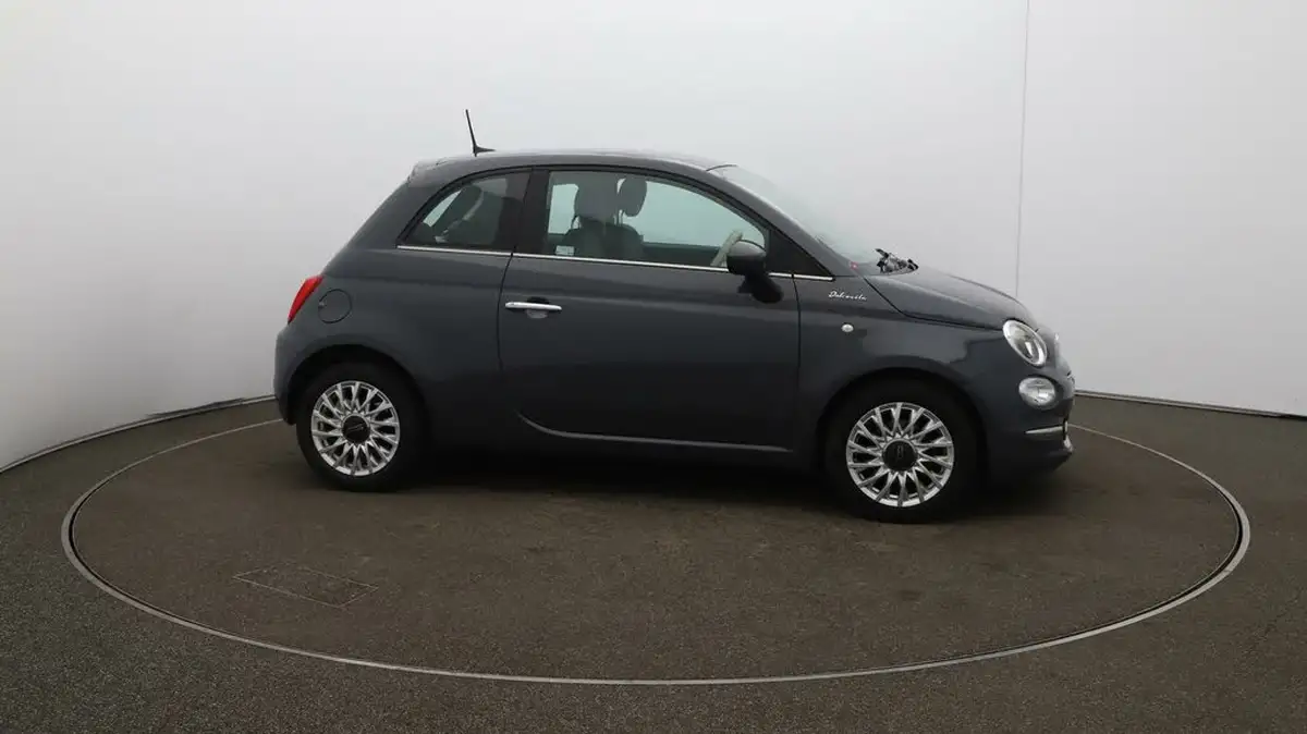 2021-fiat-500-10-dolcevita-big-48