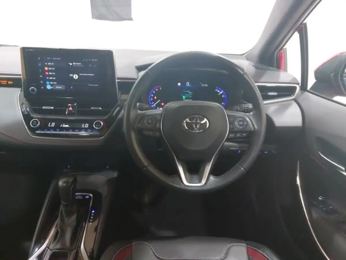 2023-toyota-corolla-18-vvt-i-excel-120bhp-trk-hatchback-big-6
