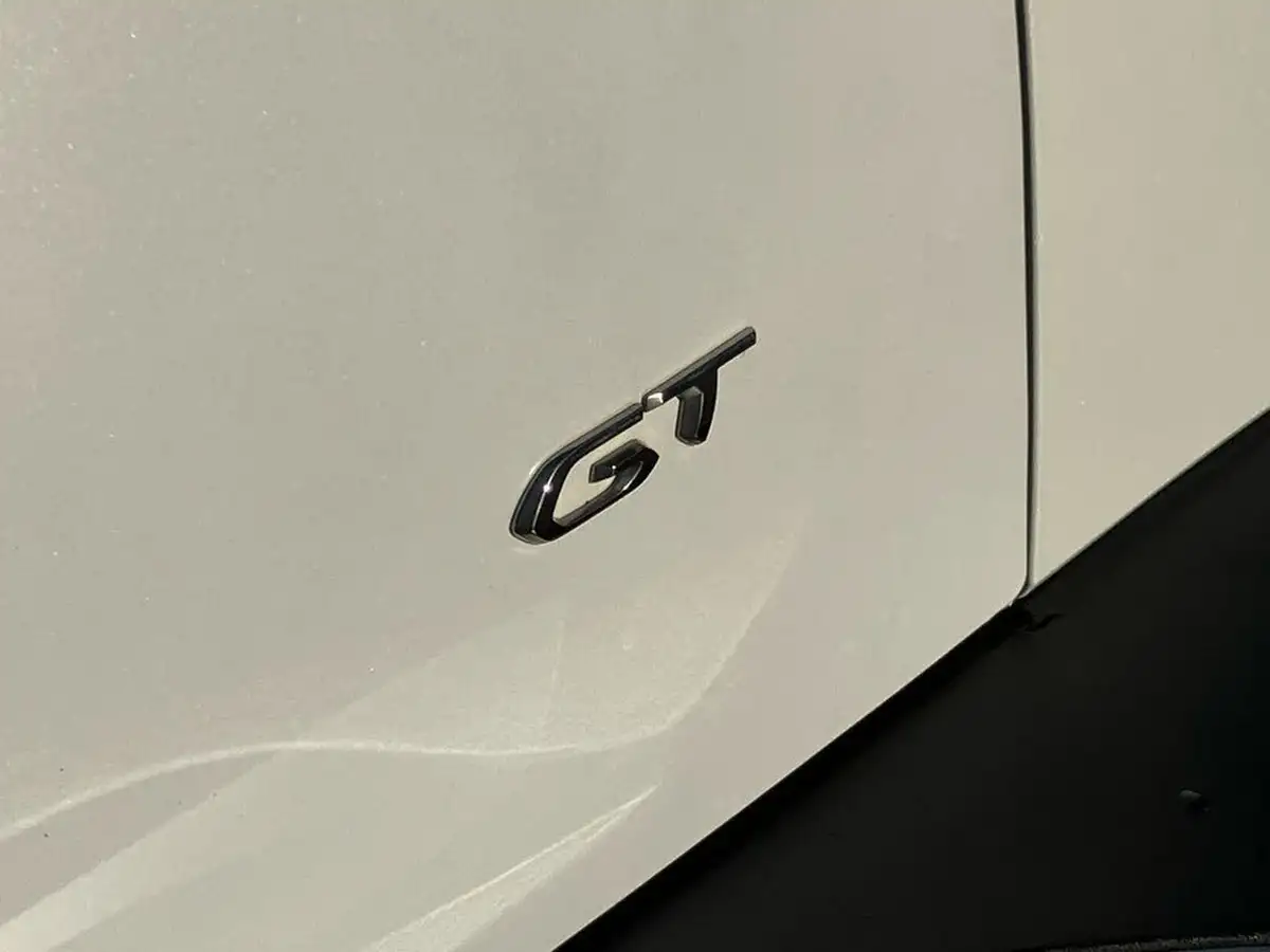 2021-peugeot-2008-suv-e-gt-50kwh-big-59