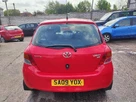 2009-toyota-yaris-10-tr-5d-996cc-small-3