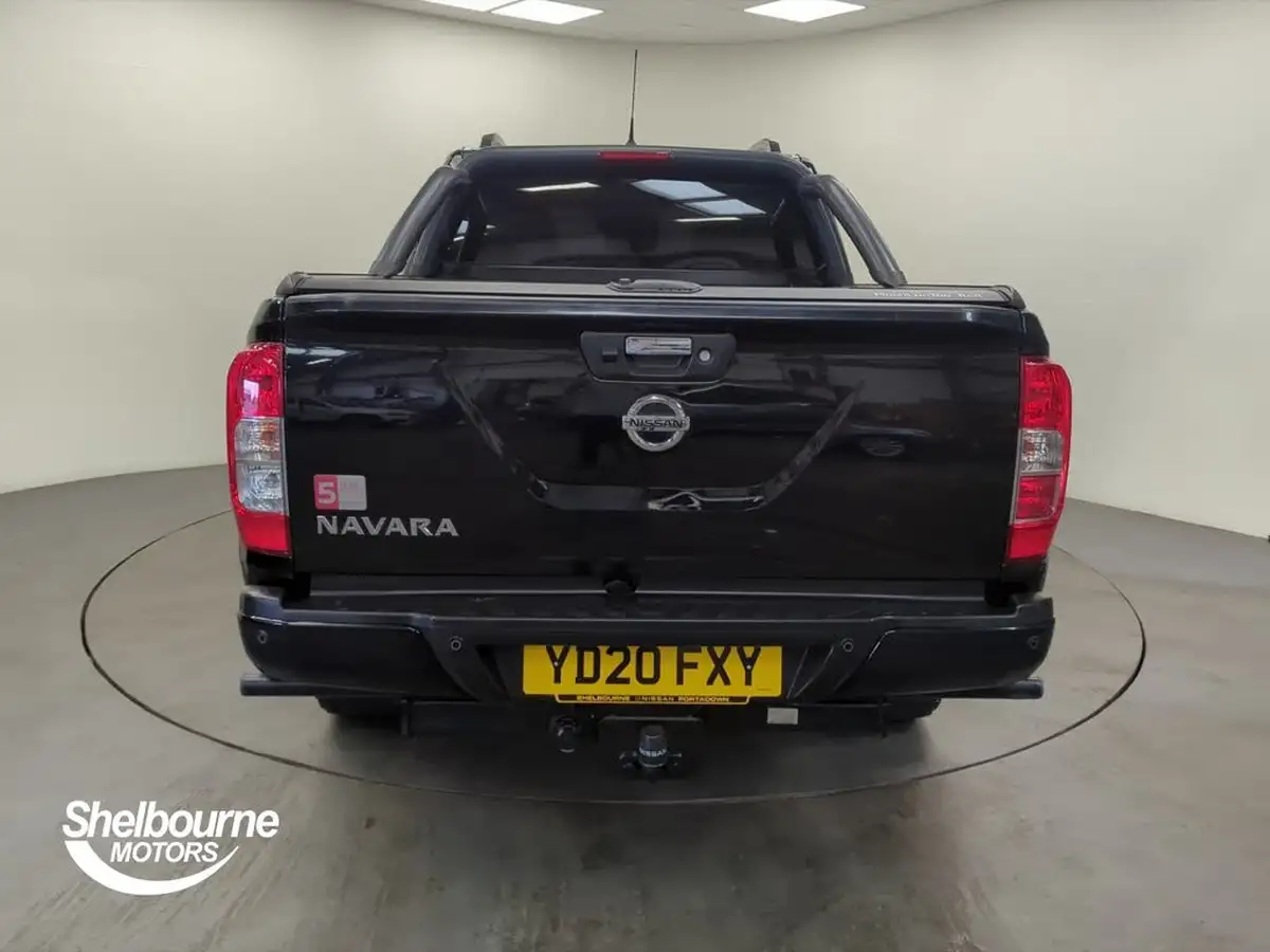2020-nissan-navara-23dci-tt-tekna-8-navileather-auto-big-13