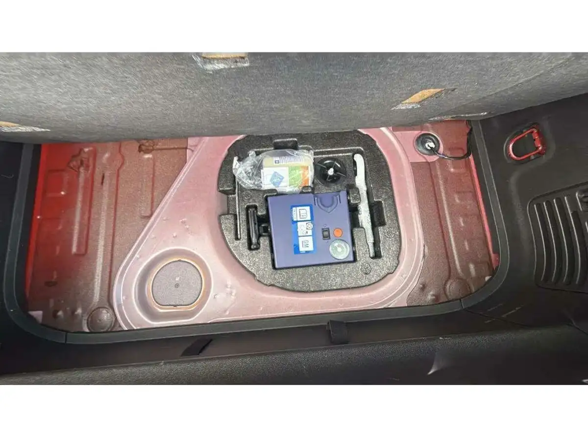2015-vauxhall-adam-12-jam-big-18