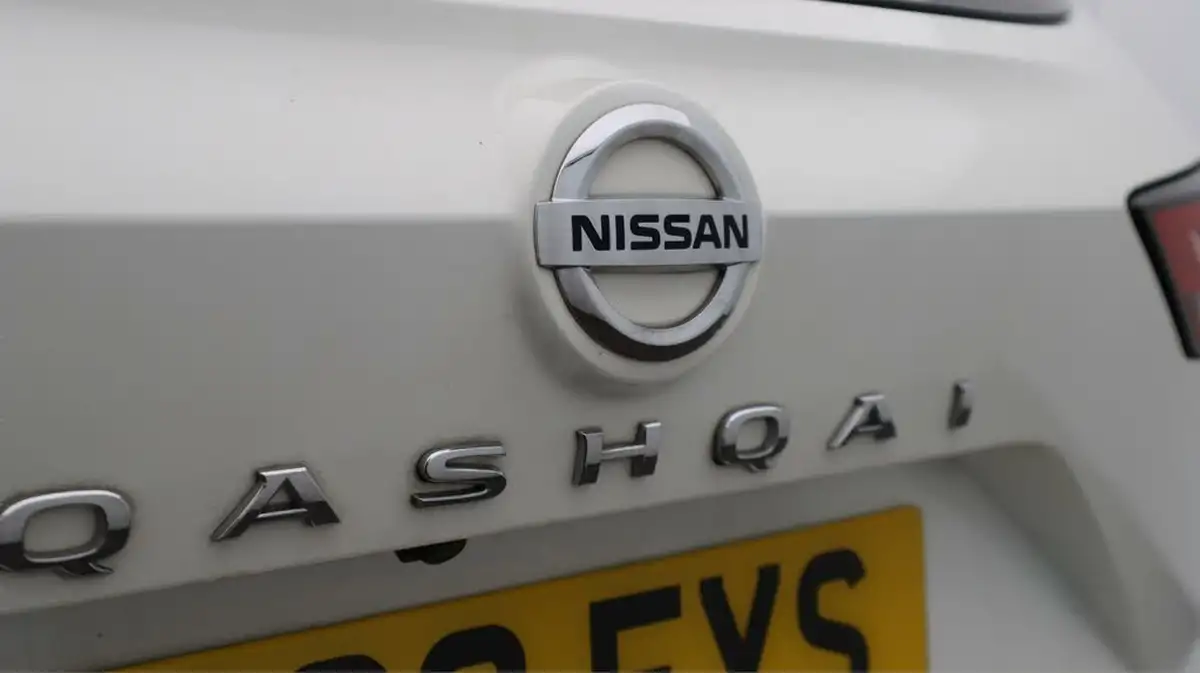 2022-nissan-qashqai-13-dig-t-acenta-premium-140ps-big-20
