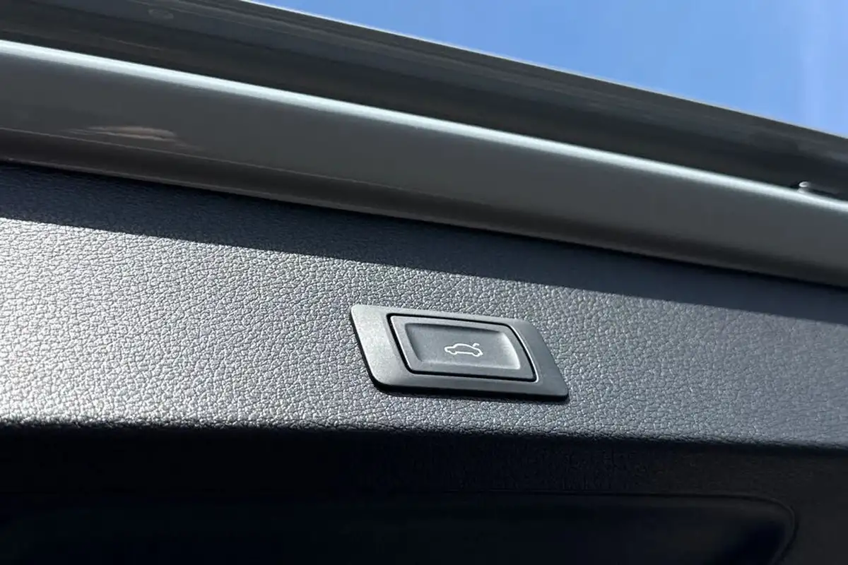 2021-audi-q2-15-35-tfsi-s-line-big-26