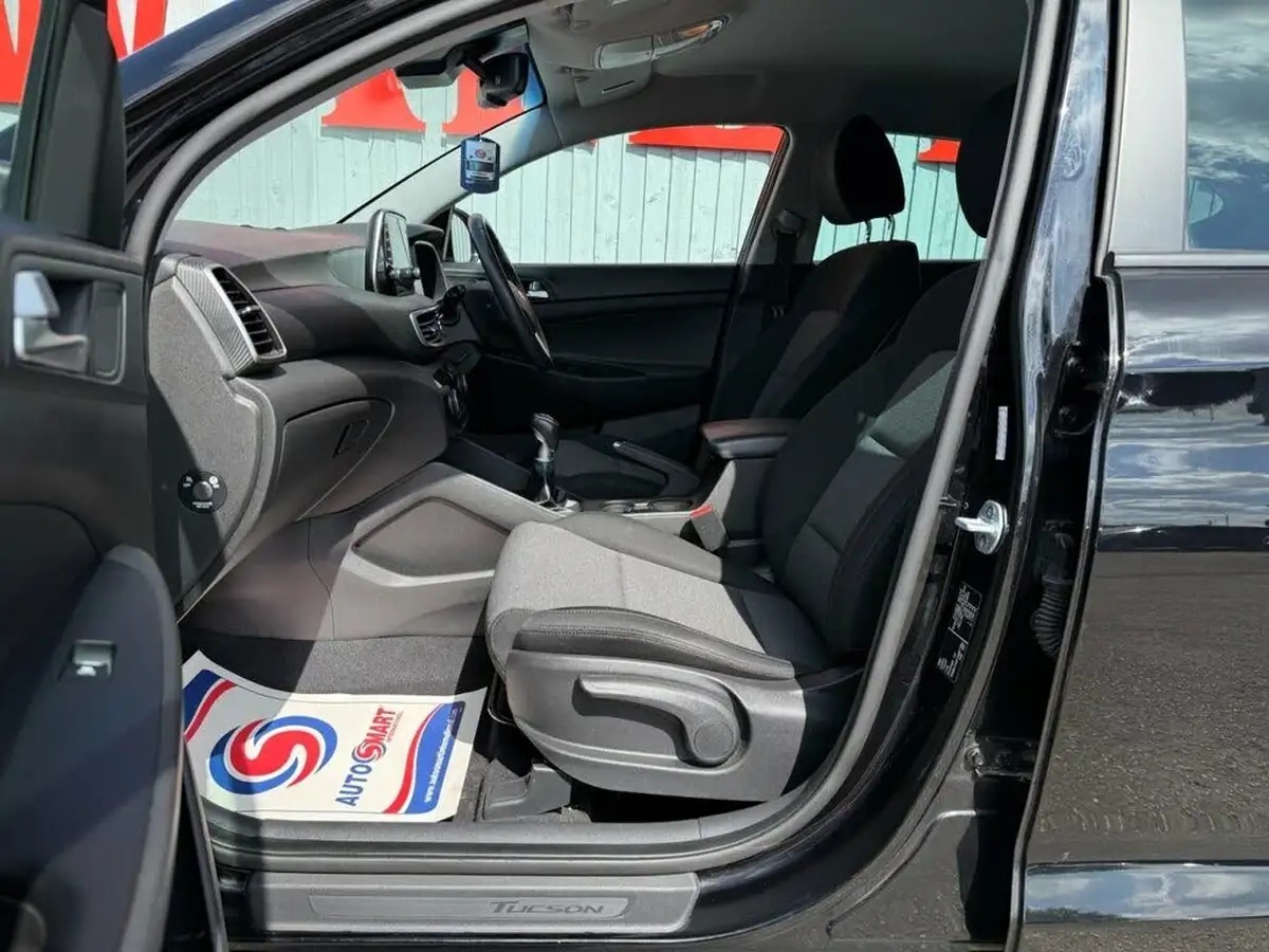 2018-hyundai-tucson-16-gdi-se-nav-big-27