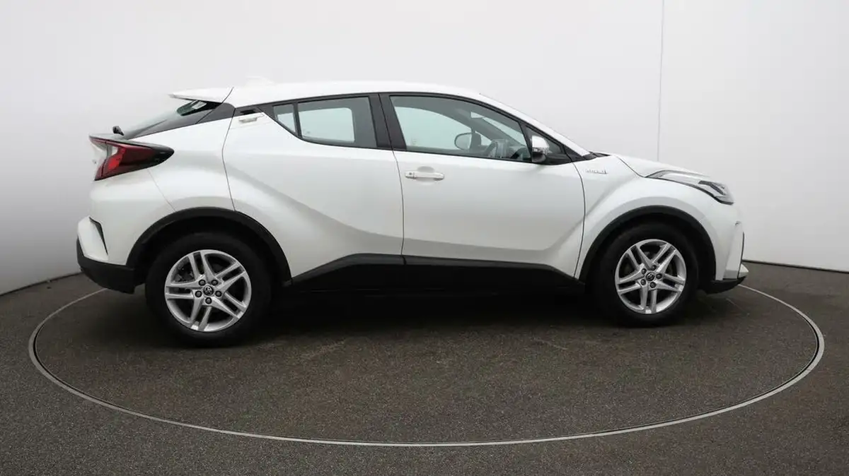 2022-toyota-c-hr-18-vvt-i-icon-big-51