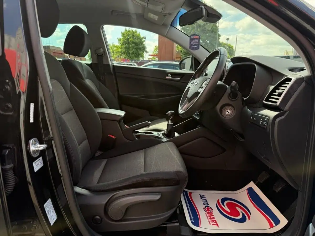 2018-hyundai-tucson-16-gdi-se-nav-big-51