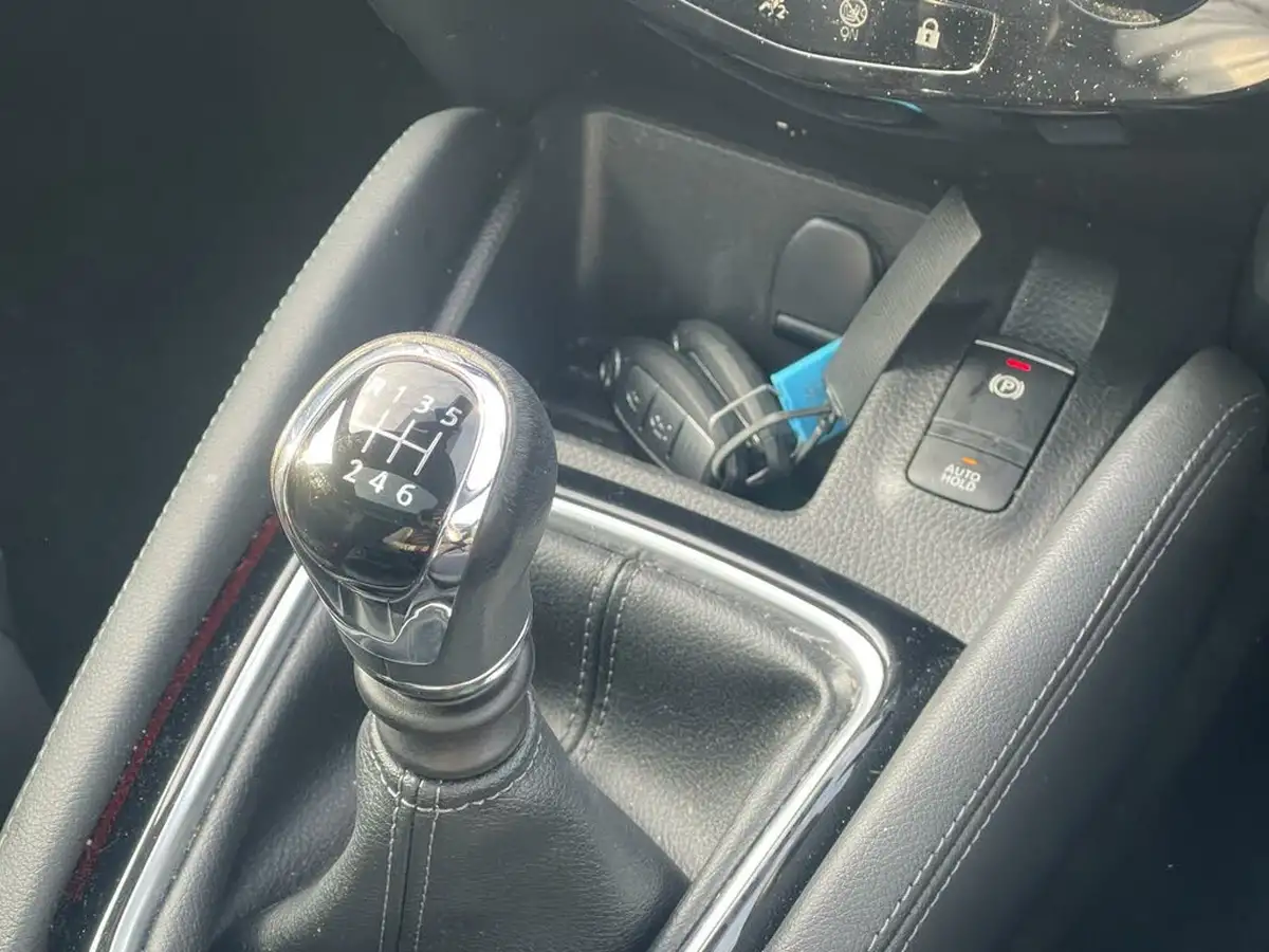2019-nissan-qashqai-13-dig-t-tekna-140ps-big-22