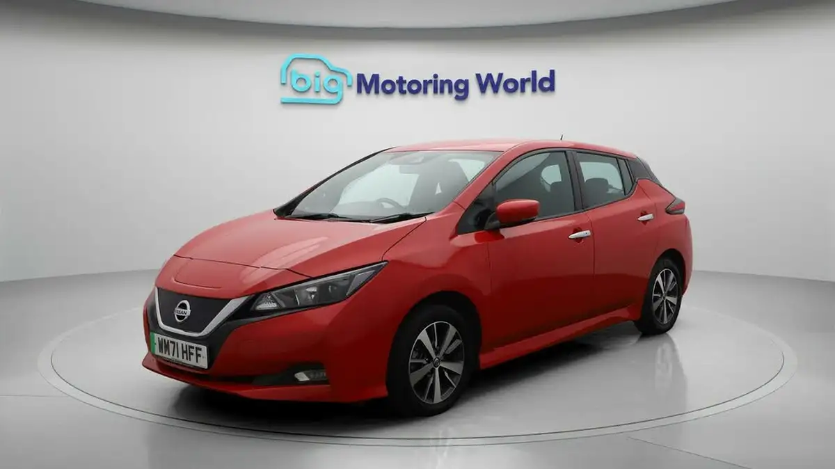 2022-nissan-leaf-e-acenta-big-3