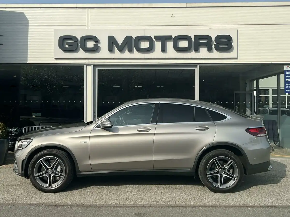 2020-mercedes-benz-glc-class-30-glc-amg-43-coupe-4d-big-3