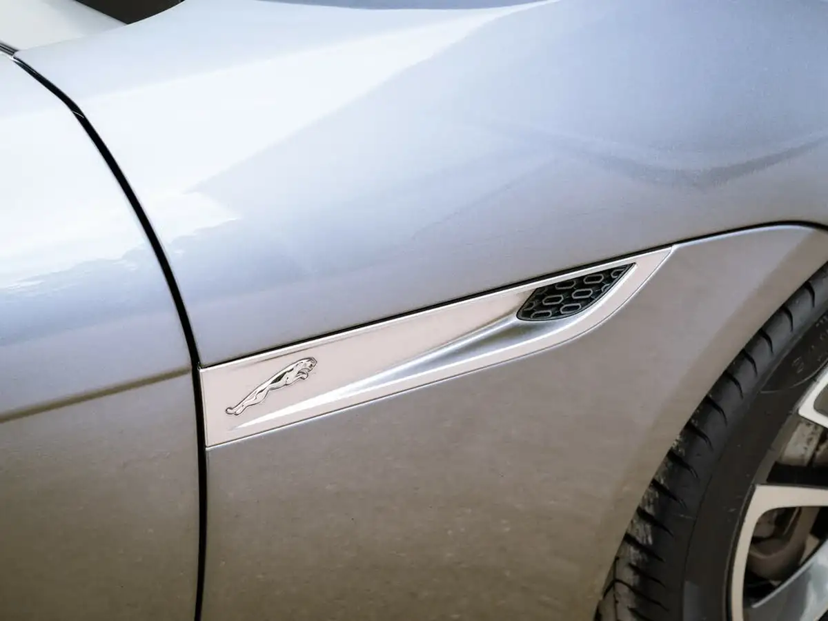 2021-jaguar-f-type-20-i4-r-dynamic-coupe-big-35