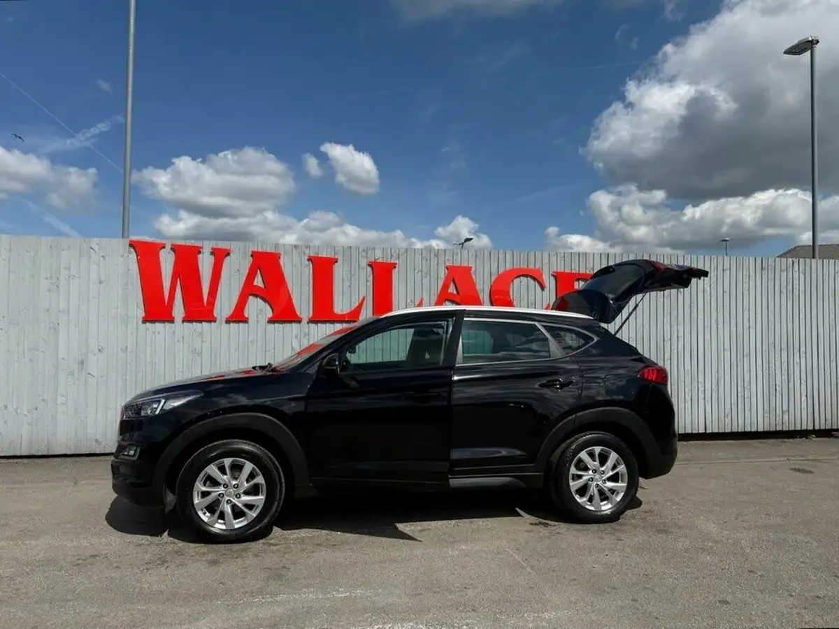 2018-hyundai-tucson-16-gdi-se-nav-big-3