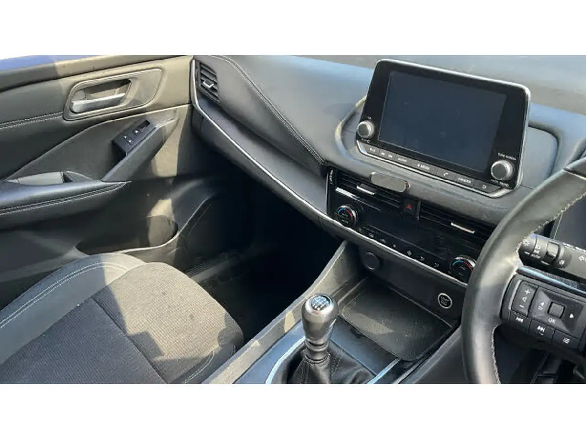 2022-nissan-qashqai-13-dig-t-acenta-premium-140ps-big-13