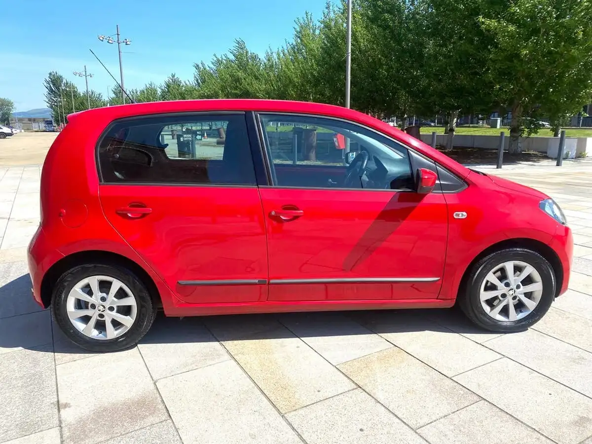 2013-skoda-citigo-10-elegance-59bhp-5d-big-12